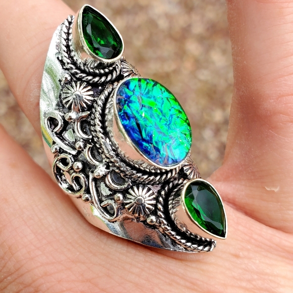 New Triplet Opal and Peridot 925 Silver Statement Ring. - Picture 16 of 16